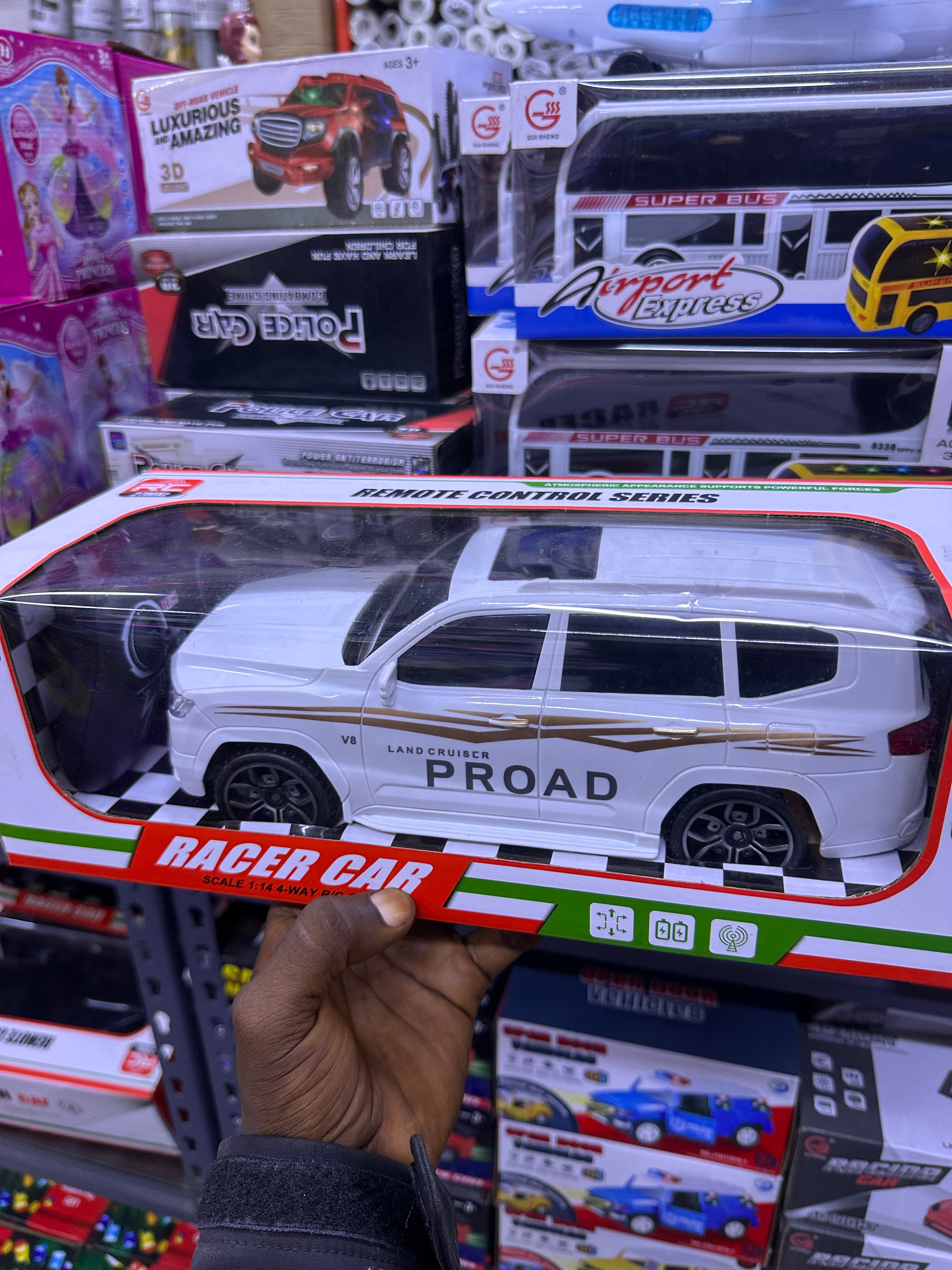 Voiture télécommandée